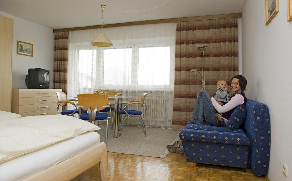 Tirolerhaus Apartment Walchsee Ruang foto