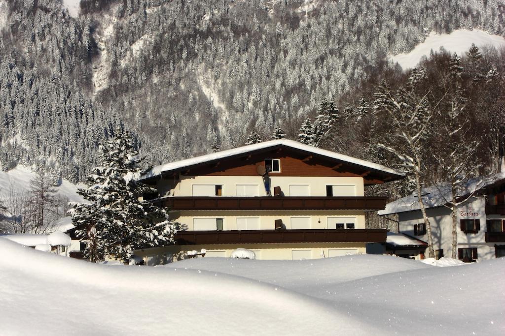 Tirolerhaus Apartment Walchsee Bagian luar foto