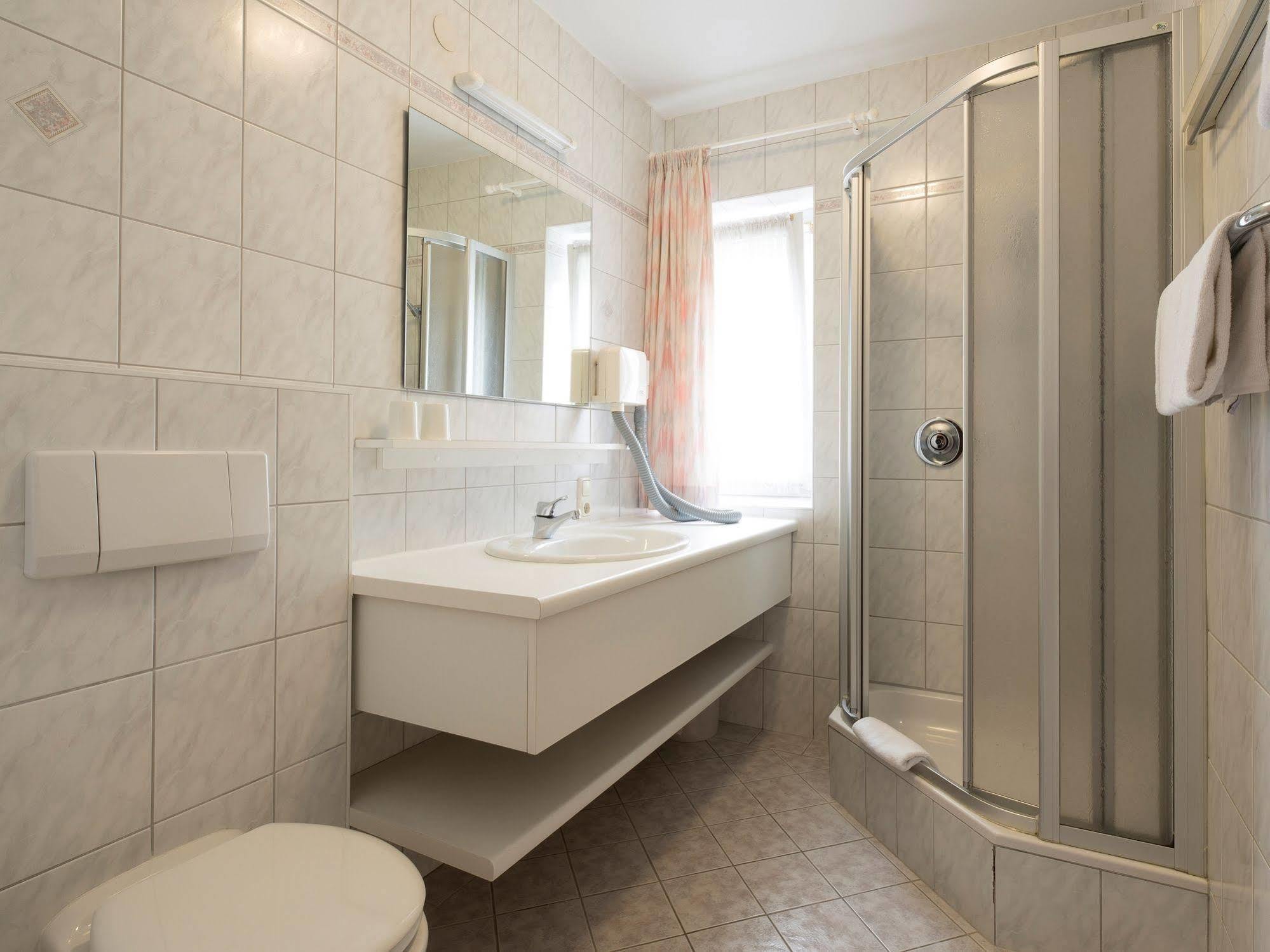 Tirolerhaus Apartment Walchsee Bagian luar foto